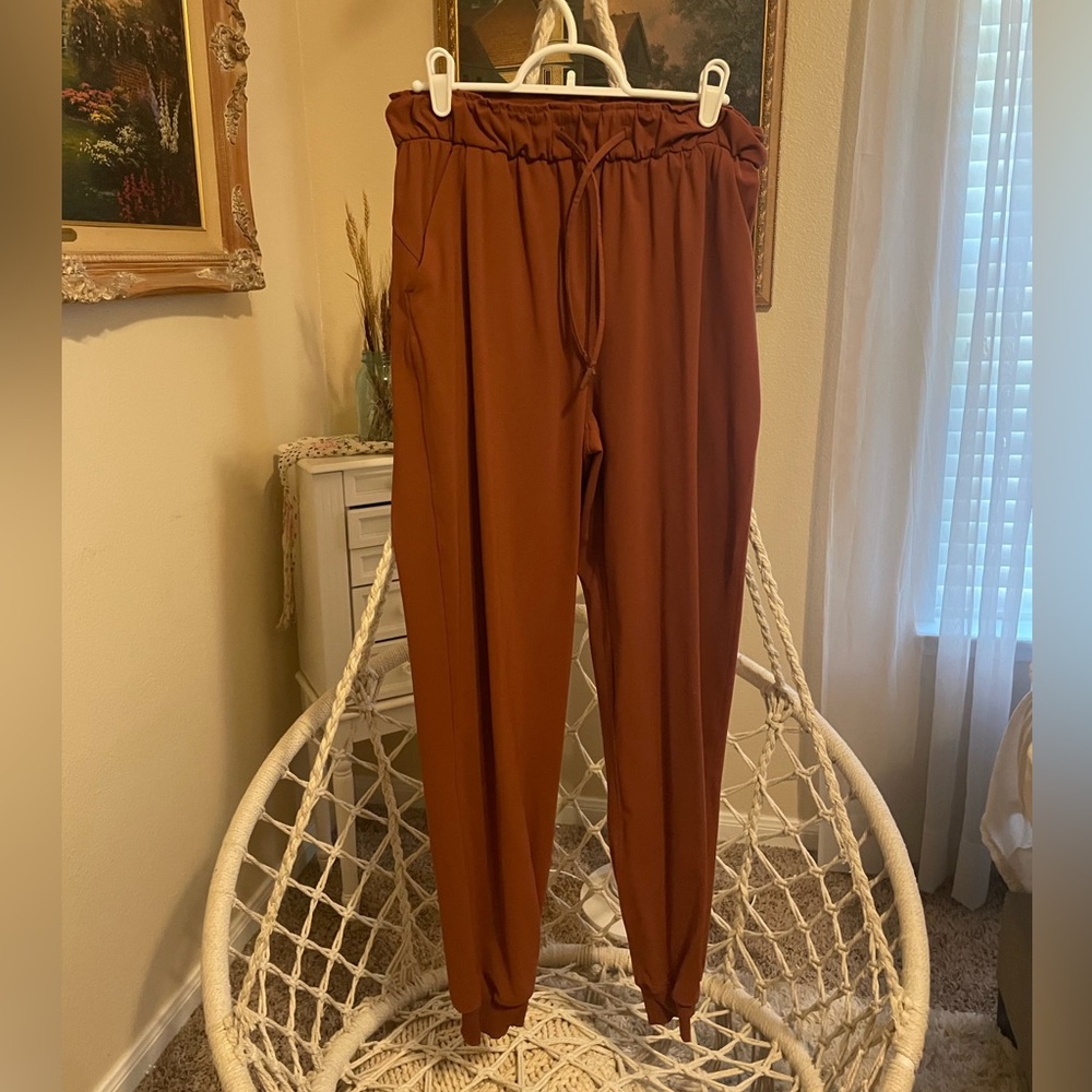 Women's Rust Lululemon Joggers